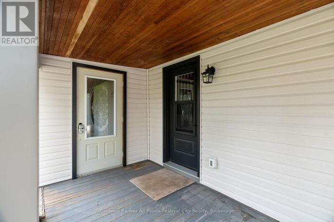 82 Gloucester Terr, House other with 2 bedrooms, 2 bathrooms and 4 parking in Goderich ON | Image 31