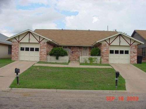 580 Scotland Ct, Abilene, TX, 79601-4526 | Card Image