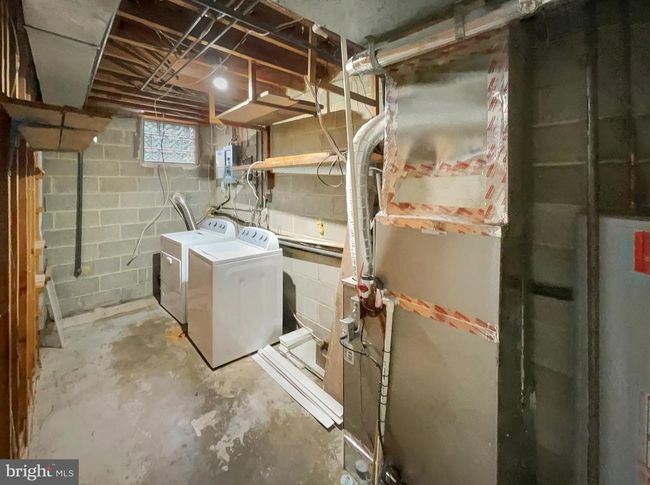 14849 Leicester Ct, Townhouse with 3 bedrooms, 4 bathrooms and null parking in CENTREVILLE VA | Image 18