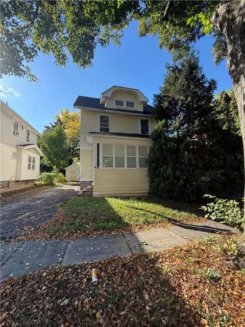 63 Dickinson St, Rochester, NY, 14621-3905 | Card Image