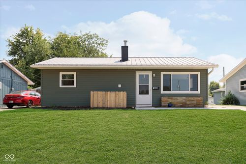 509 N Crescent Dr, Frankfort, IN, 46041-2237 | Card Image