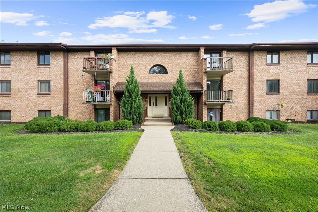 Residential in Broadview Heights