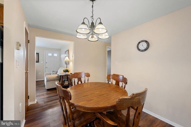402 Fegan Rd, House other with 3 bedrooms, 1 bathrooms and null parking in BUNKER HILL WV | Image 9