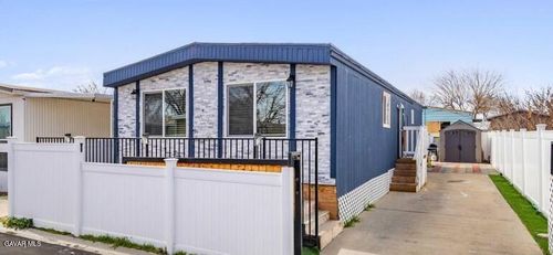 383-3300 15th St W, Rosamond, CA, 93560-7319 | Card Image