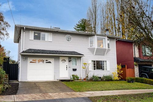 467 Fader St, New Westminster, BC, V3L3T2 | Card Image
