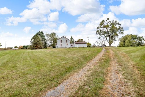 13868 Phal Rd, Grass Lake, MI, 49240-9717 | Card Image