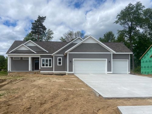 10711 Greyhound Ave, Allendale, MI, 49401-9699 | Card Image