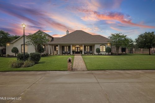 214 Old Bay Ln, Bay Saint Louis, MS, 39520-2932 | Card Image