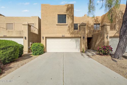 2912 E Eberle Ln, Phoenix, AZ, 85032-3709 | Card Image