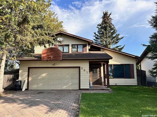 209 5th Ave E, Spiritwood, SK, S0J2M0 | Card Image