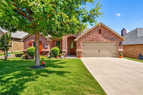 637 Ethan Dr, Weatherford, TX, 76087-3310 | Card Image