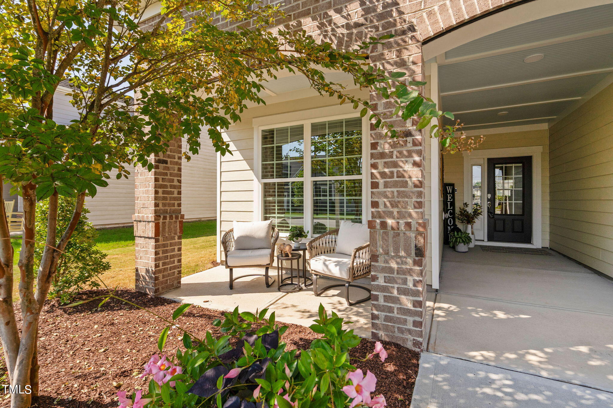 Farm Leaf Dr, Durham, NC 27703