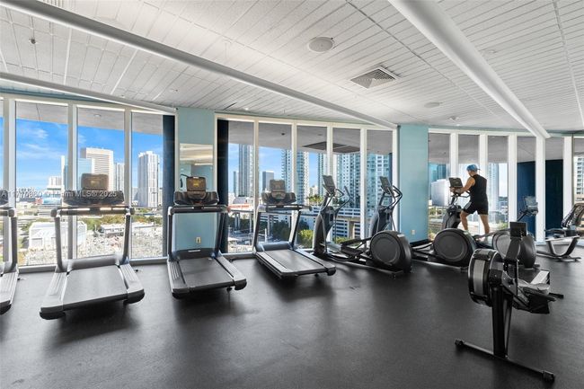 APT-3111 - 185 Sw 7 Th St, Condo with 3 bedrooms, 3 bathrooms and null parking in Miami FL | Image 28