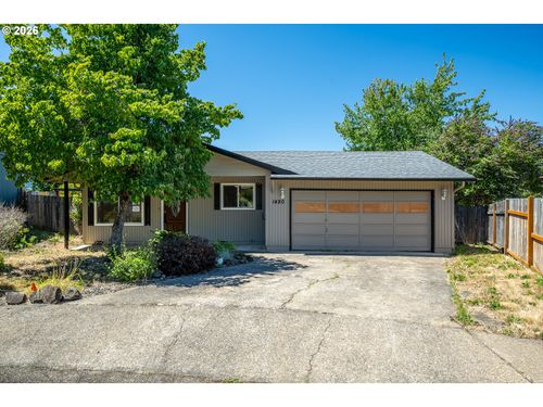1480 Carobelle Ct, Cottage Grove, OR, 97424-2353 | Card Image