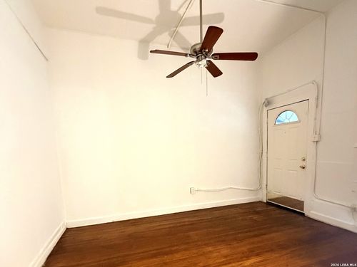 2a-3430 S Flores, San Antonio, TX, 78204 | Card Image
