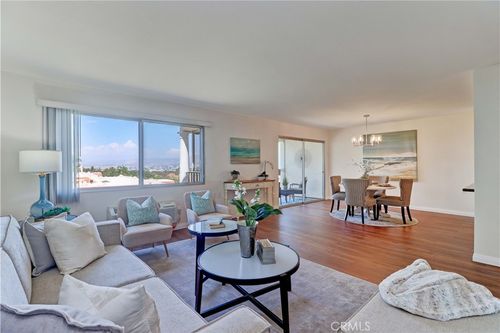 2b-4001 Calle Sonora, Laguna Woods, CA, 92637-2795 | Card Image