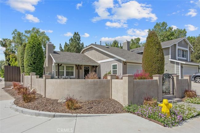 27702 Quincy St, House other with 2 bedrooms, 2 bathrooms and 2 parking in Castaic CA | Image 4