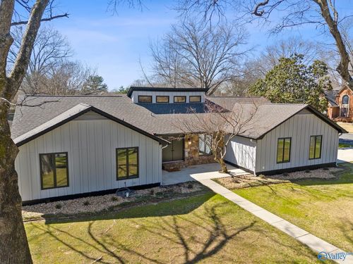 1601 Eastwood Dr Se, Decatur, AL, 35601-6716 | Card Image