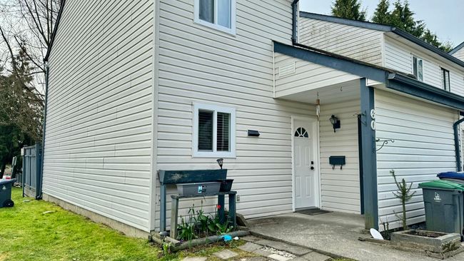60 - 6645 138 Street, Townhouse with 3 bedrooms, 1 bathrooms and 1 parking in Surrey BC | Image 2