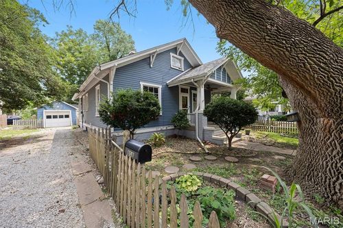 808 Troy Rd, Edwardsville, IL, 62025-2356 | Card Image
