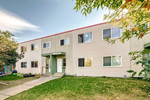 4611 50 Street, Red Deer, AB, T4N2C2 | Card Image