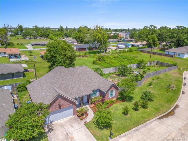 1922 Sarah Ln, House other with 4 bedrooms, 2 bathrooms and null parking in Lake Charles LA | Image 19