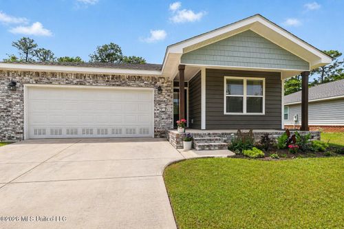 1129 Pine Street, Ocean Springs, MS, 39564 | Card Image