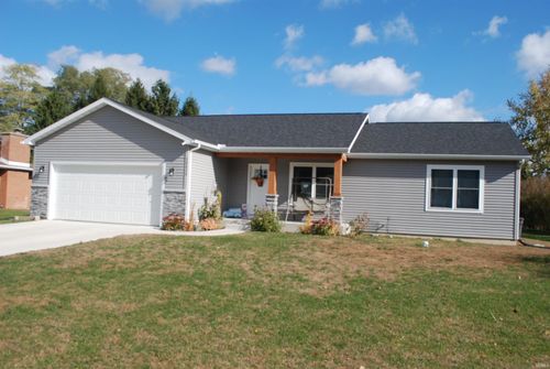 58630 Broadway Blvd, Elkhart, IN, 46516-6233 | Card Image