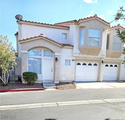 6929 Oyster Shell Dr, Las Vegas, NV, 89108-6313 | Card Image