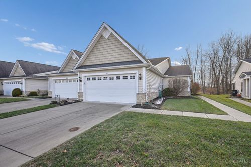 3272 Thoroughbred Dr, Loveland, OH, 45140-2061 | Card Image