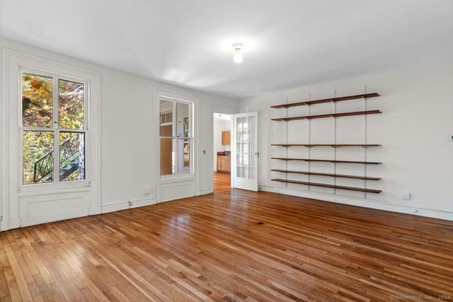 8 Academy St, Home with 6 bedrooms, 4 bathrooms and 2 parking in New Haven CT | Image 7