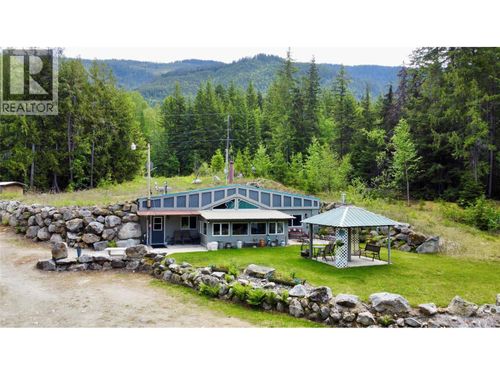 7705 Omen Rd, Fauquier, BC, V0G | Card Image