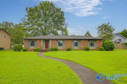 2610 Sherwood Drive Se, Decatur, AL, 35601 | Card Image