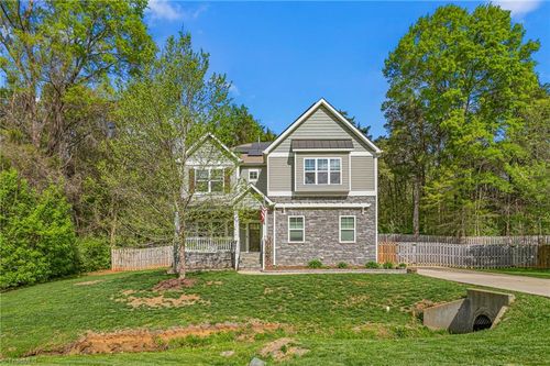 2155 Waterview Dr, Graham, NC, 27253-5618 | Card Image