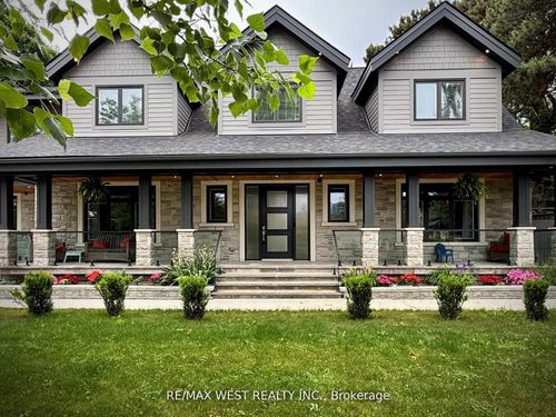 18 Windy Ridge Dr, Scarborough, ON, M1M1H5 | Card Image