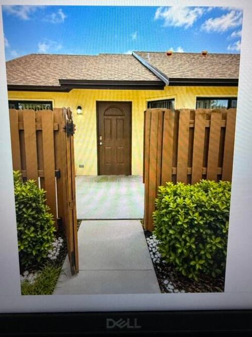 223 Springdale Cir, Palm Springs, FL, 33461-6328 | Card Image