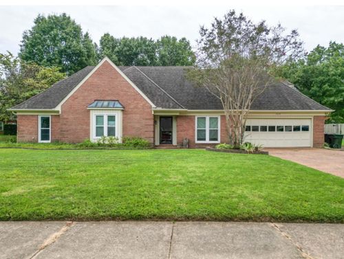 569 Autumn Run Ln, Collierville, TN, 38017 | Card Image