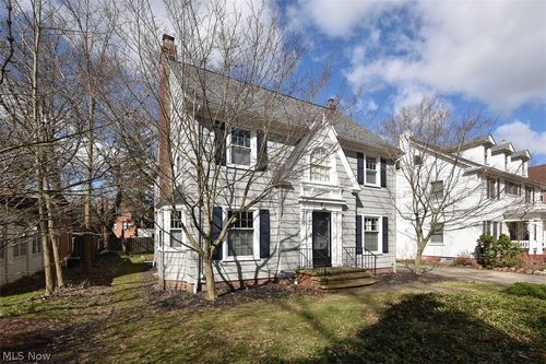 3382 Kenmore Rd, Shaker Heights, OH, 44122-3462 | Card Image