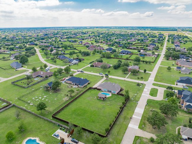 1005 Ruidoso Downs Dr, House other with 4 bedrooms, 2 bathrooms and null parking in Terrell TX | Image 32