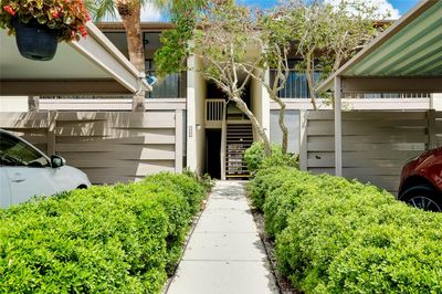 203 - 650 Bird Bay Drive E, Condo with 2 bedrooms, 2 bathrooms and null parking in Venice FL | Image 1