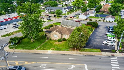2647 Maple Ave, Zanesville, OH, 43701-1727 | Card Image