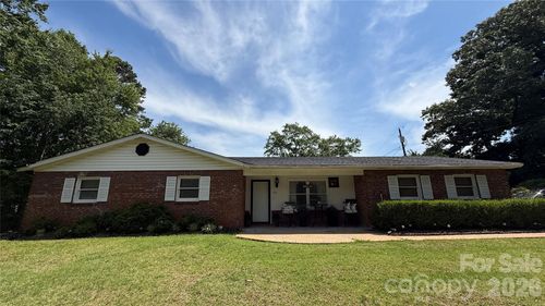 172 Parkland Dr, Forest City, NC, 28043-2947 | Card Image