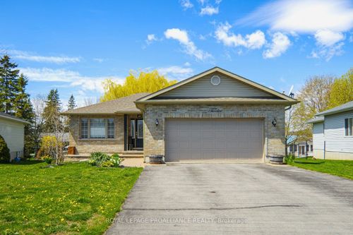 12 Stonegate Cres, Frankford, ON, K0K2C0 | Card Image