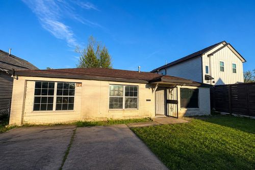 4116 Castor St, Houston, TX, 77022-4030 | Card Image