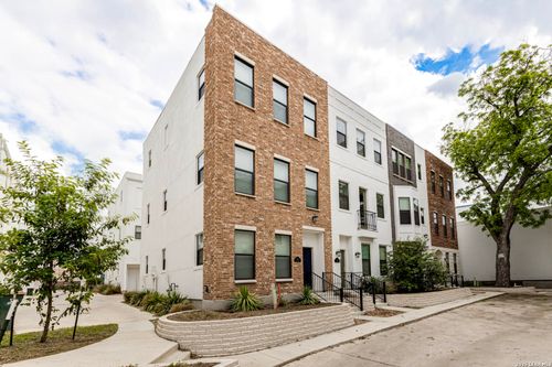 144 N Cherry St, San Antonio, TX, 78202-2768 | Card Image