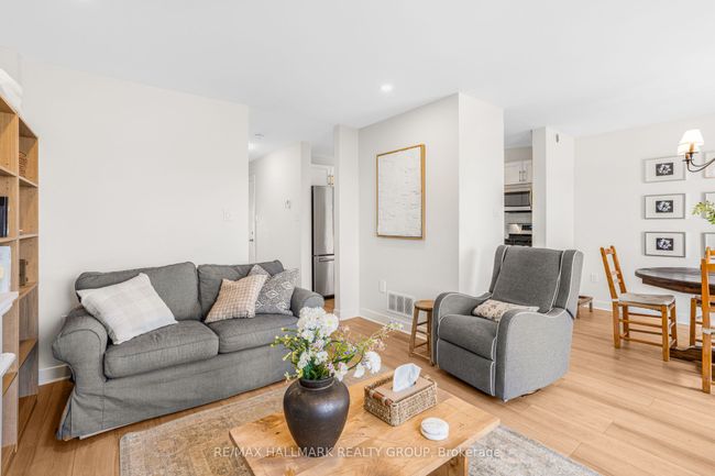 336 Trillium Cir, House other with 3 bedrooms, 2 bathrooms and 4 parking in Wendover ON | Image 8