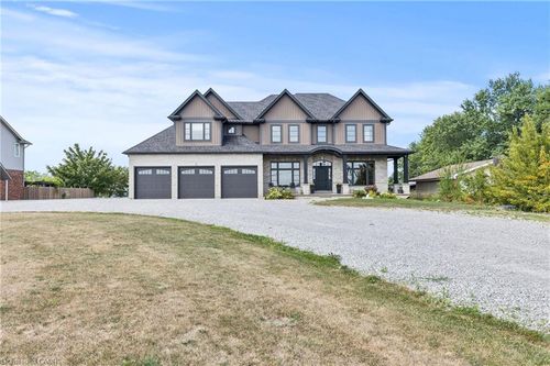 43 Third Rd E, Stoney Creek, ON, L8J3J5 | Card Image