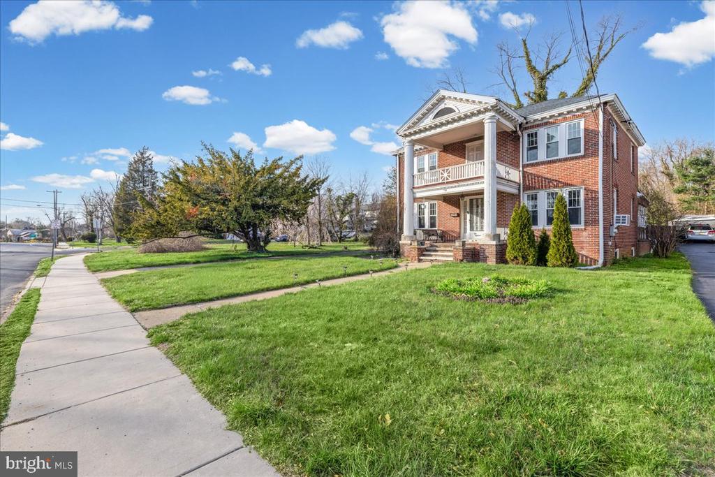 Residential in TRENTON 3