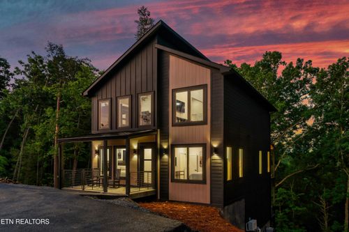 1268 Reedmont Way, Sevierville, TN, 37876 | Card Image