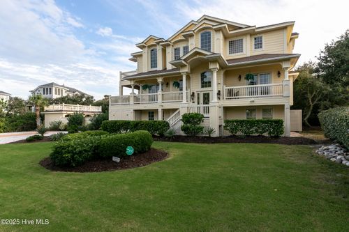 117 E Charles Jenkins Ln, Kitty Hawk, NC, 27949 | Card Image